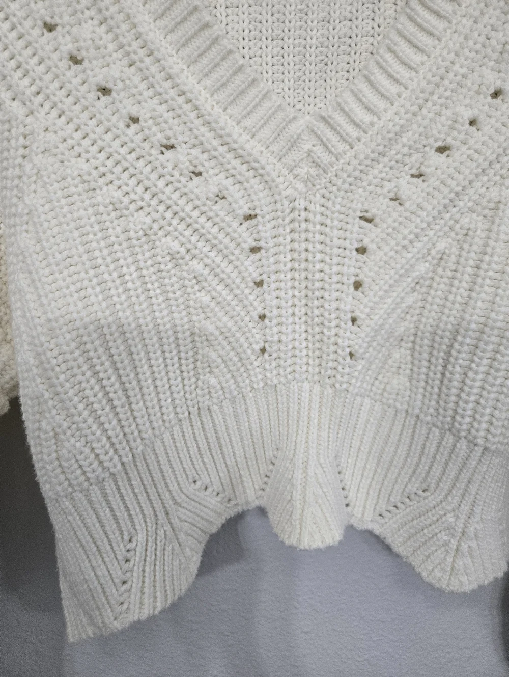Forever 21 Cream V Neck Knit Sweater